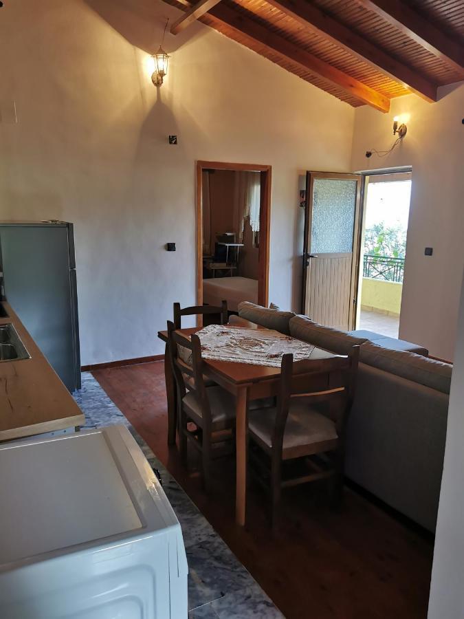 Villa Anna Sarandë Eksteriør billede